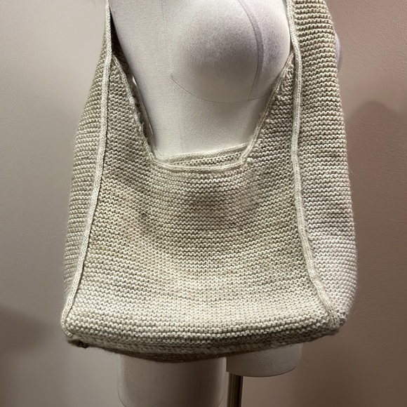 Hallow Out/ Hobo Knit Bag Cream Color L 11” H 9.5” W 5” drop 18” - Picture 5 of 16